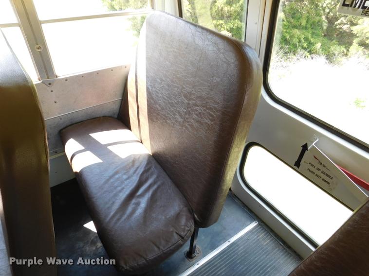 image for item DB9417 2001 Chevrolet B7 Blue Bird school bus