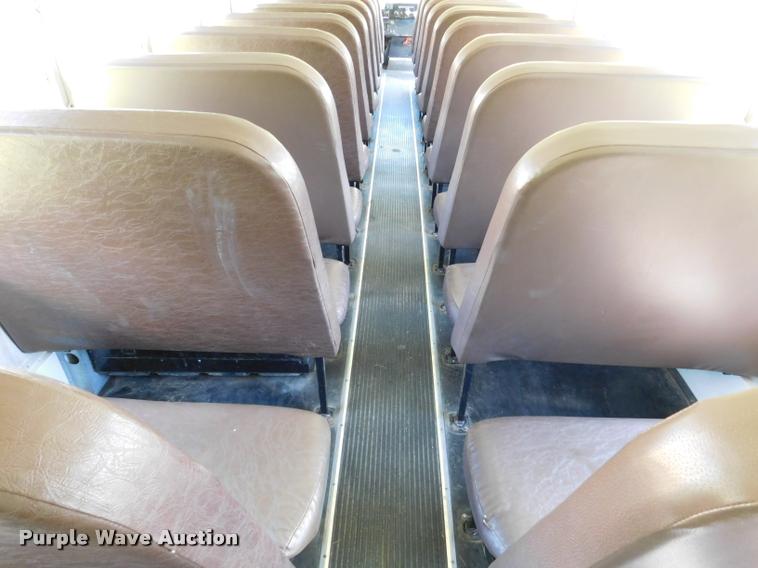 image for item DB9417 2001 Chevrolet B7 Blue Bird school bus