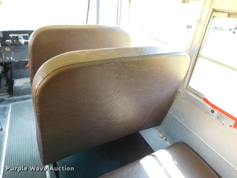 image for item DB9417 2001 Chevrolet B7 Blue Bird school bus