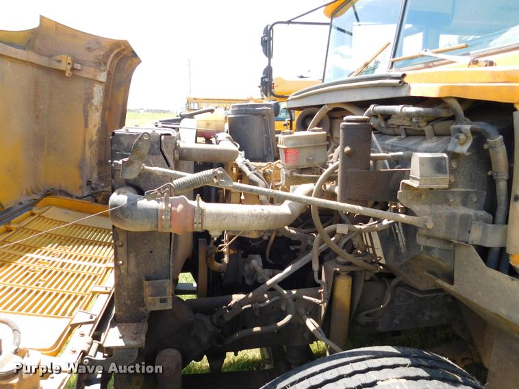 image for item DB9417 2001 Chevrolet B7 Blue Bird school bus