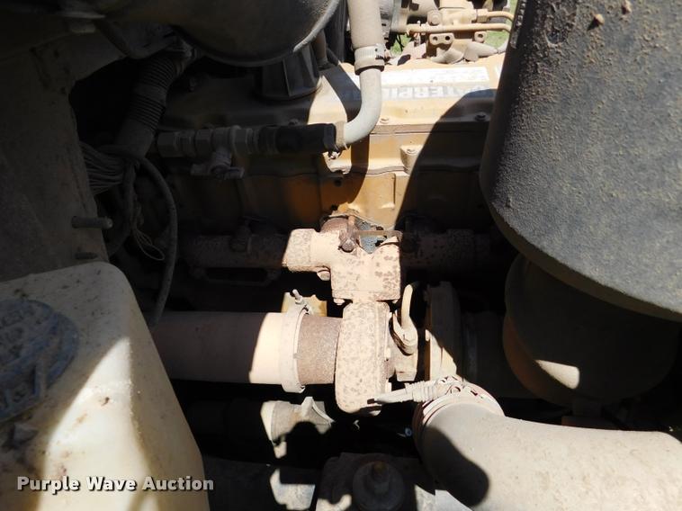 image for item DB9417 2001 Chevrolet B7 Blue Bird school bus