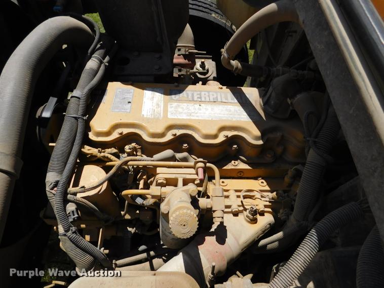 image for item DB9417 2001 Chevrolet B7 Blue Bird school bus