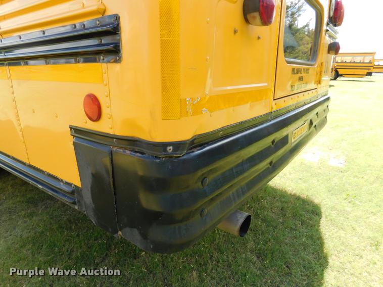 image for item DB9417 2001 Chevrolet B7 Blue Bird school bus