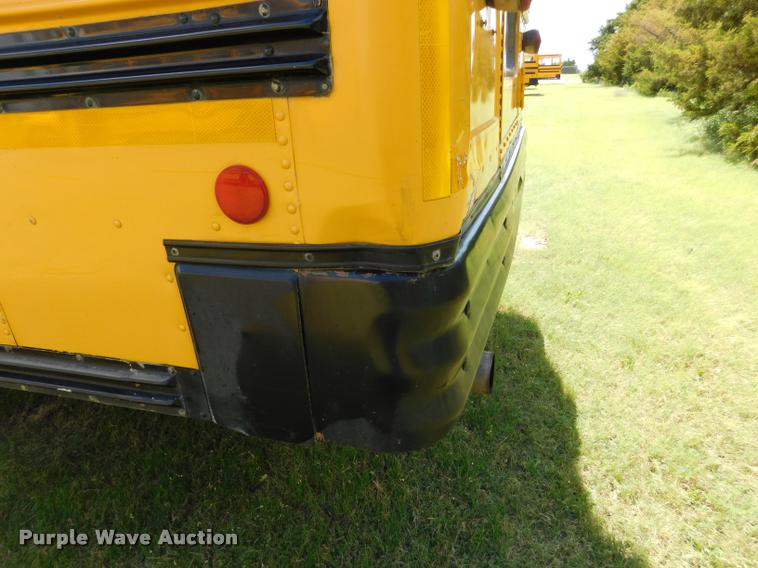 image for item DB9417 2001 Chevrolet B7 Blue Bird school bus