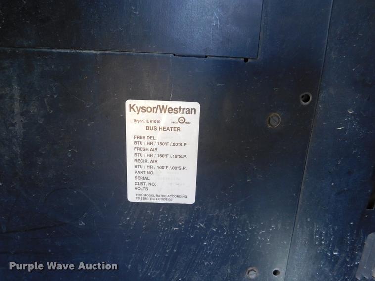 image for item DB9417 2001 Chevrolet B7 Blue Bird school bus