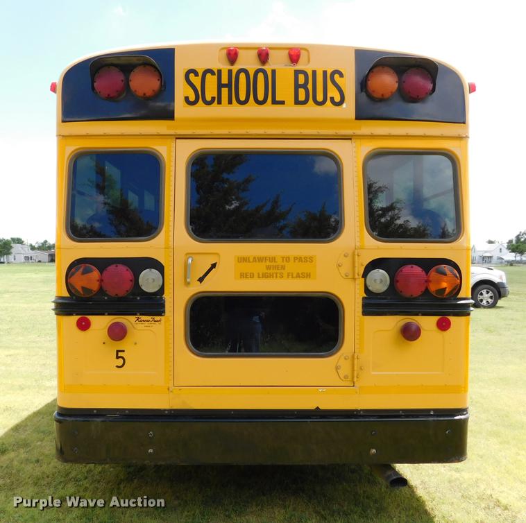 image for item DB9418 2006 Ford Econoline E450 Blue Bird school bus