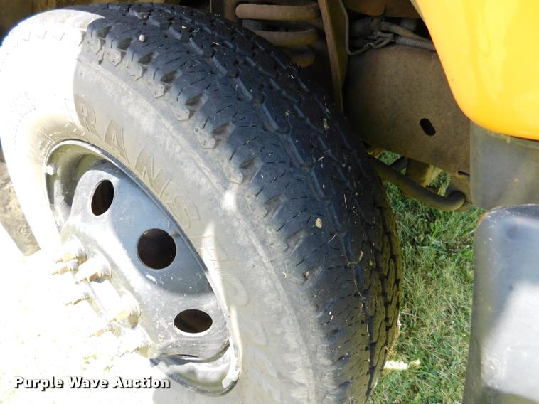 image for item DB9418 2006 Ford Econoline E450 Blue Bird school bus