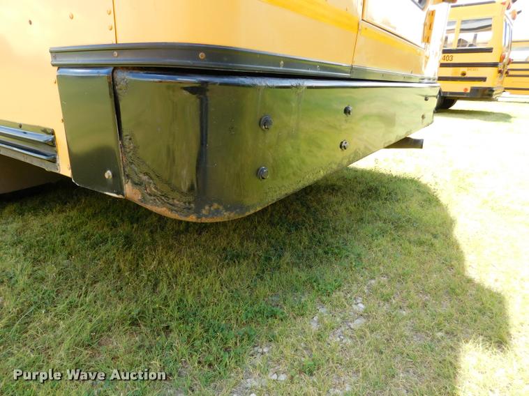 image for item DB9418 2006 Ford Econoline E450 Blue Bird school bus