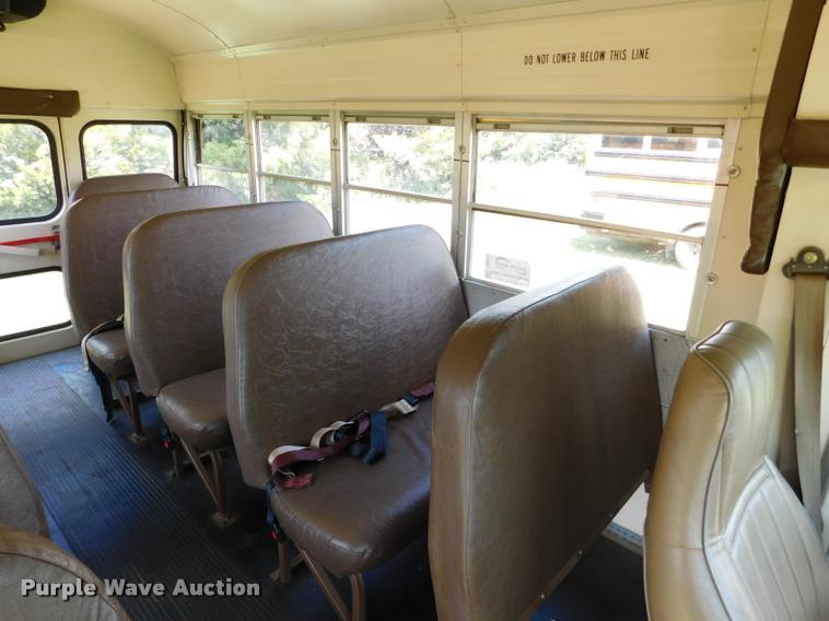 image for item DB9419 1996 Chevrolet G30 Blue Bird school bus