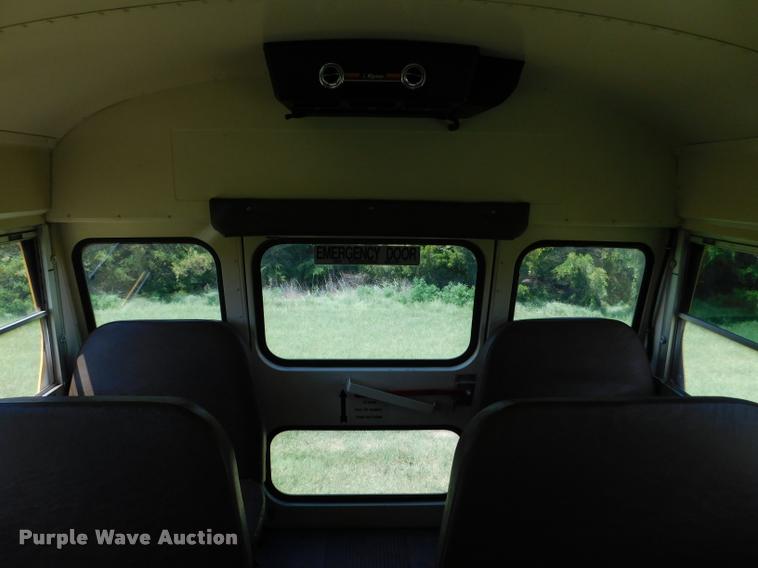 image for item DB9419 1996 Chevrolet G30 Blue Bird school bus