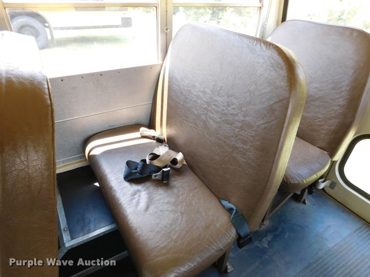 image for item DB9419 1996 Chevrolet G30 Blue Bird school bus