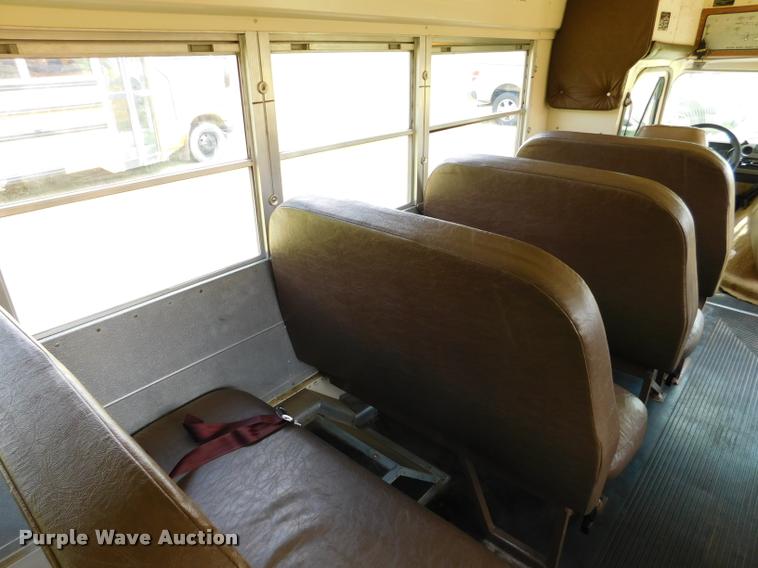 image for item DB9419 1996 Chevrolet G30 Blue Bird school bus