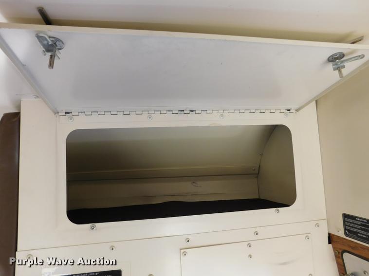 image for item DB9419 1996 Chevrolet G30 Blue Bird school bus