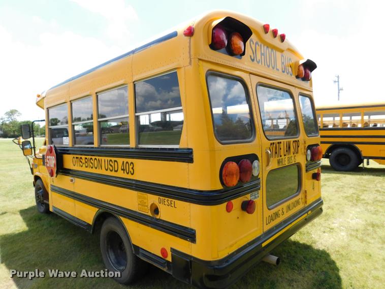 image for item DB9419 1996 Chevrolet G30 Blue Bird school bus