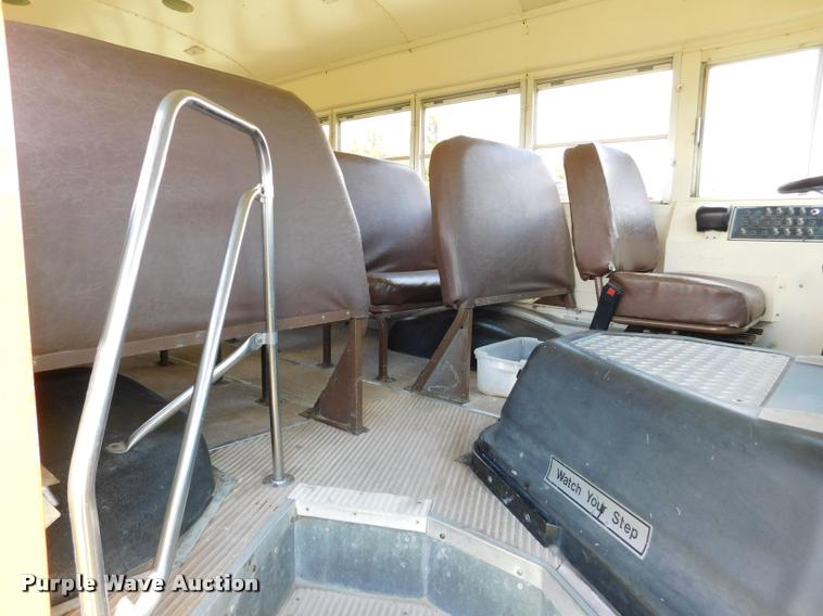 image for item DB9420 1992 Blue Bird TC2000 school bus