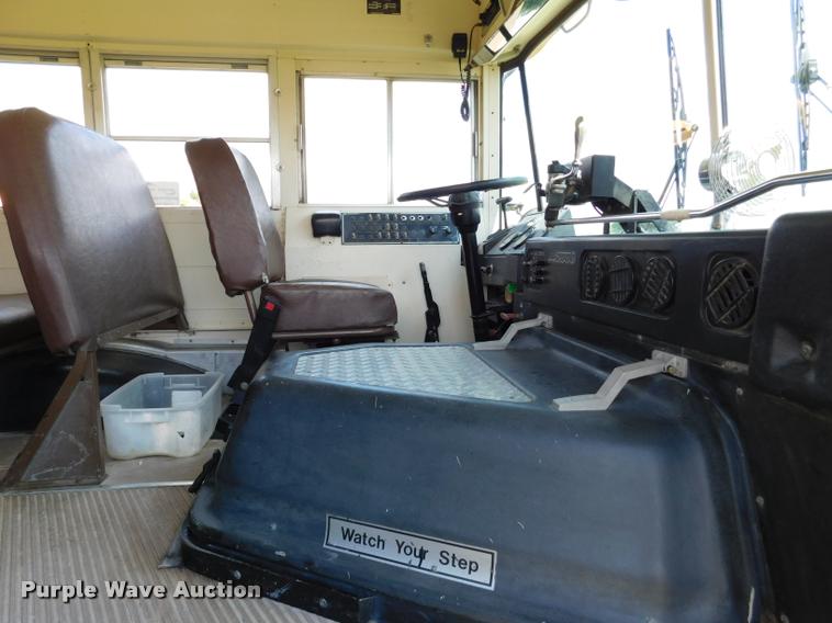 image for item DB9420 1992 Blue Bird TC2000 school bus