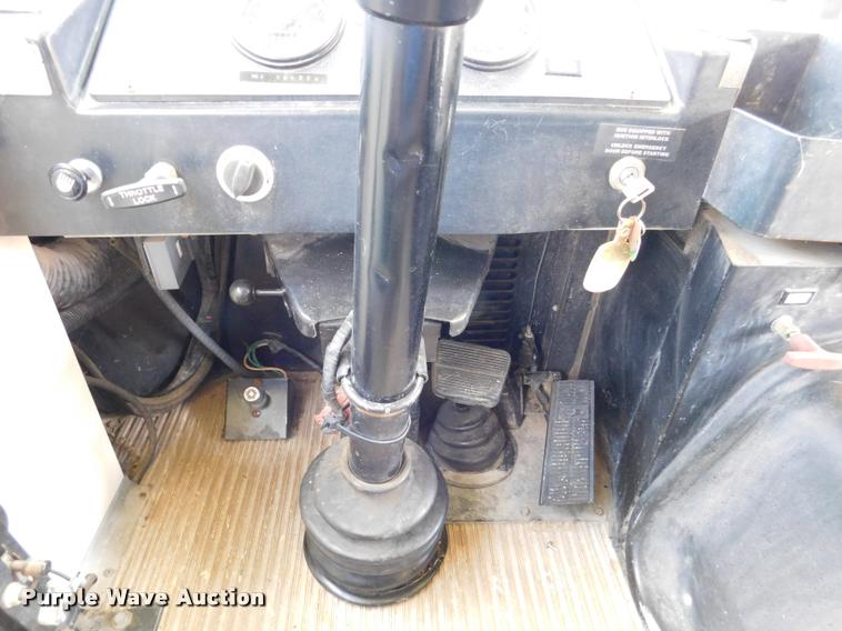 image for item DB9420 1992 Blue Bird TC2000 school bus