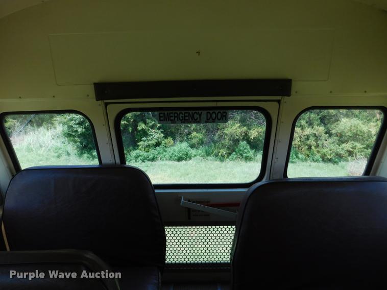 image for item DB9420 1992 Blue Bird TC2000 school bus