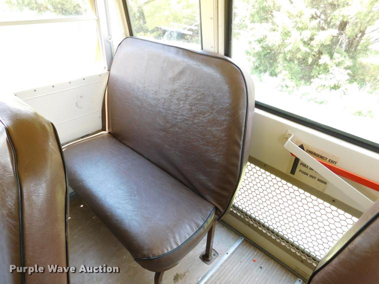 image for item DB9420 1992 Blue Bird TC2000 school bus