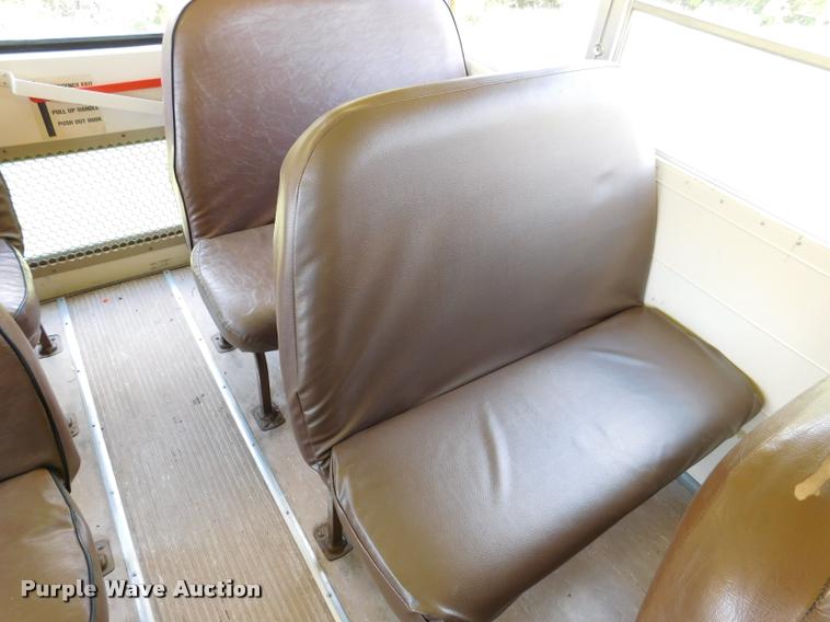 image for item DB9420 1992 Blue Bird TC2000 school bus