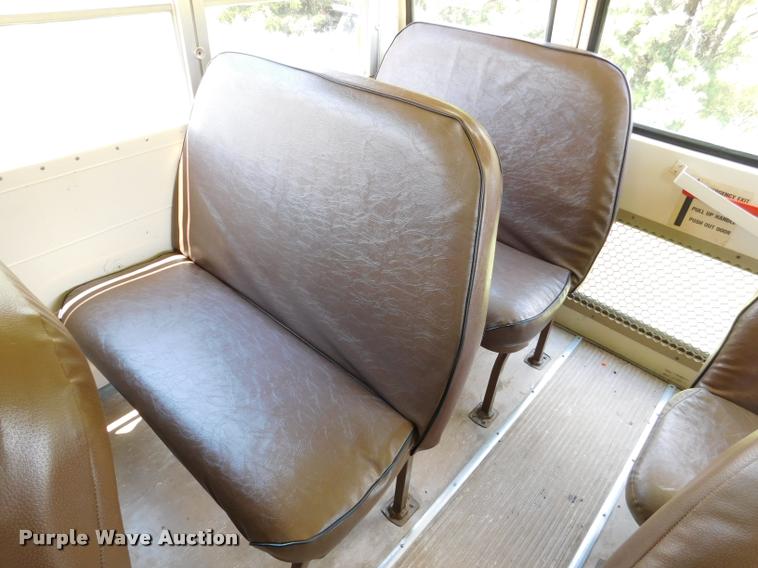 image for item DB9420 1992 Blue Bird TC2000 school bus