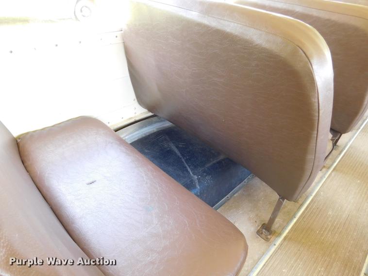 image for item DB9420 1992 Blue Bird TC2000 school bus