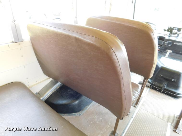 image for item DB9420 1992 Blue Bird TC2000 school bus