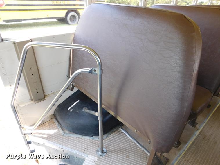 image for item DB9420 1992 Blue Bird TC2000 school bus