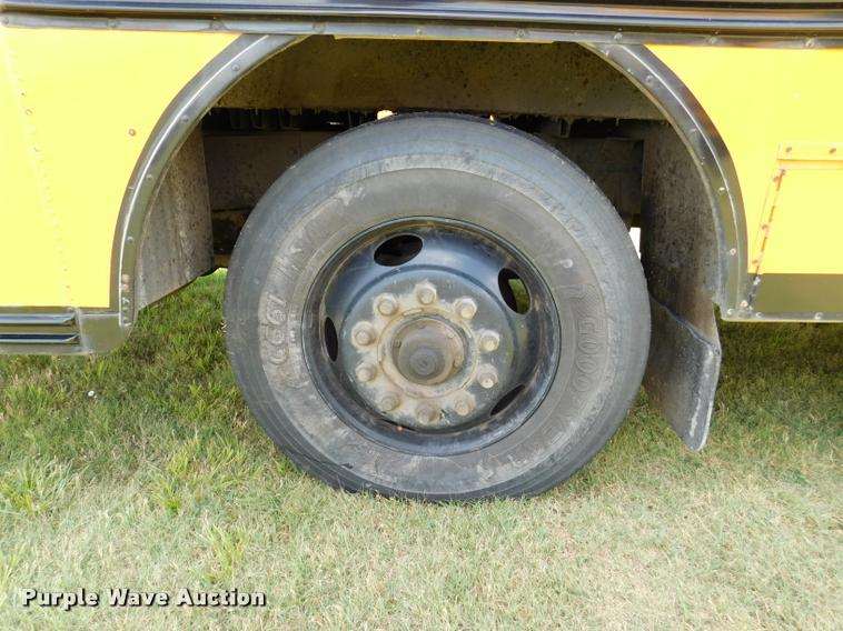 image for item DB9420 1992 Blue Bird TC2000 school bus