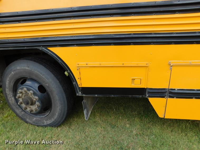 image for item DB9420 1992 Blue Bird TC2000 school bus