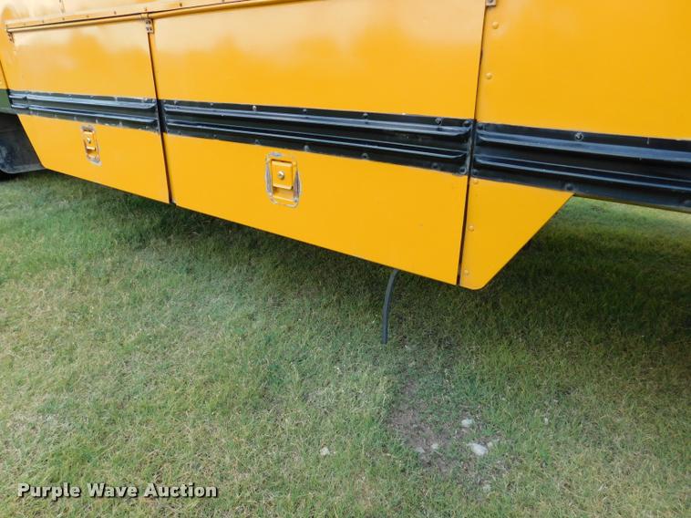 image for item DB9420 1992 Blue Bird TC2000 school bus