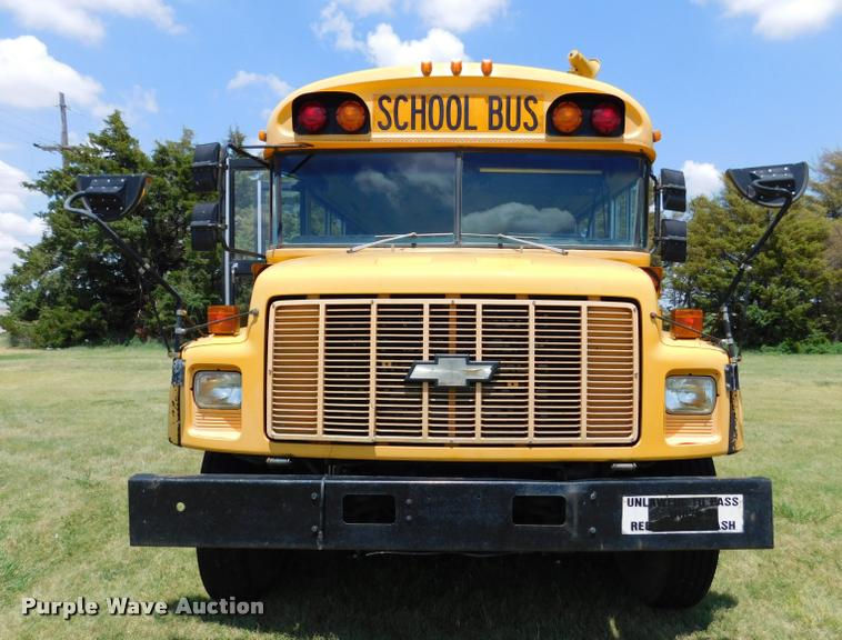 image for item DB9421 1996 Chevrolet B7 Blue Bird school bus