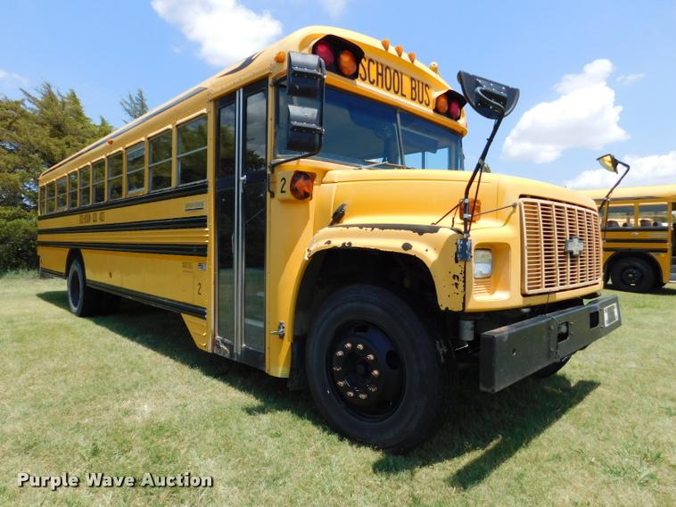 image for item DB9421 1996 Chevrolet B7 Blue Bird school bus