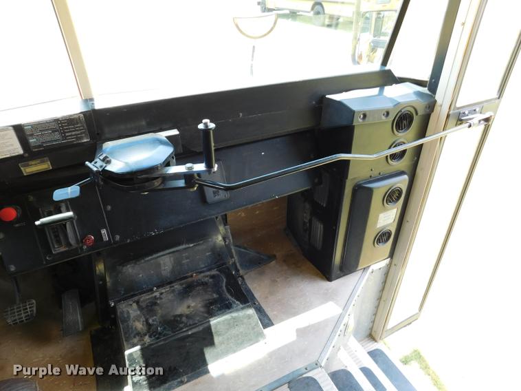 image for item DB9421 1996 Chevrolet B7 Blue Bird school bus