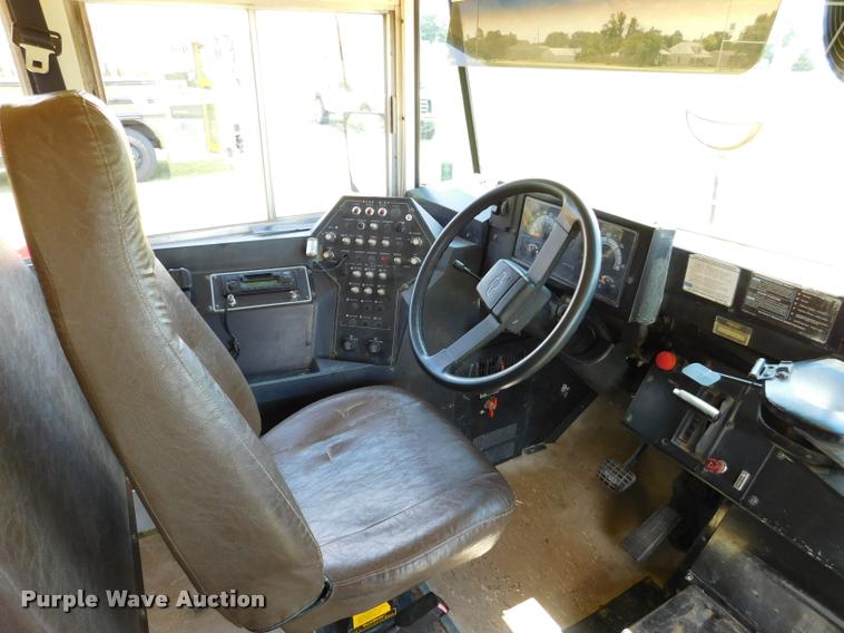 image for item DB9421 1996 Chevrolet B7 Blue Bird school bus