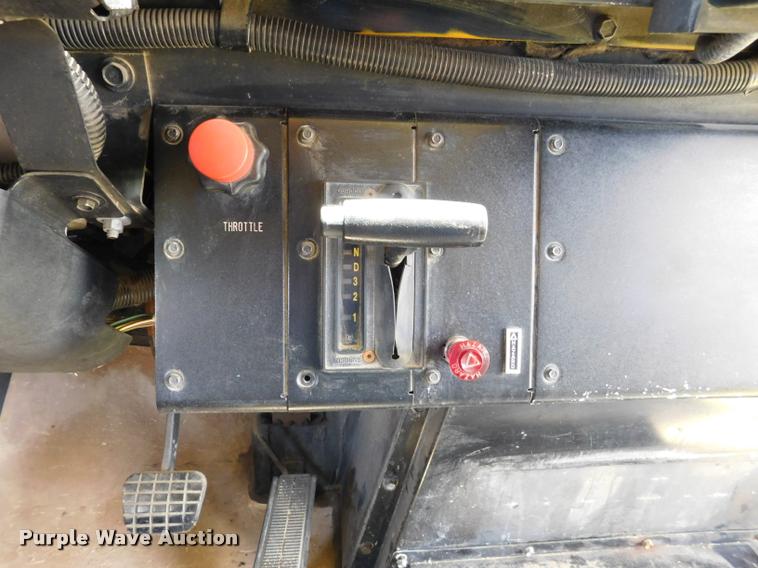 image for item DB9421 1996 Chevrolet B7 Blue Bird school bus