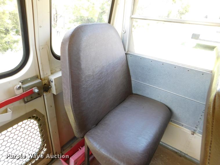 image for item DB9421 1996 Chevrolet B7 Blue Bird school bus