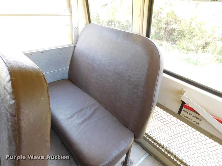 image for item DB9421 1996 Chevrolet B7 Blue Bird school bus