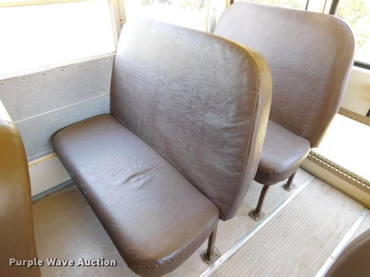 image for item DB9421 1996 Chevrolet B7 Blue Bird school bus