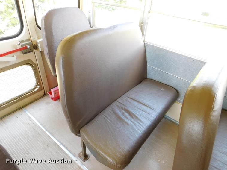 image for item DB9421 1996 Chevrolet B7 Blue Bird school bus