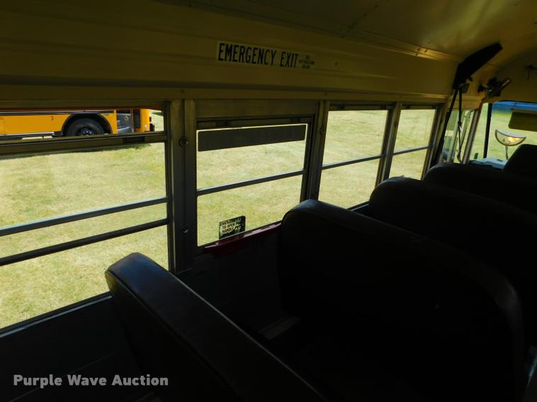 image for item DB9421 1996 Chevrolet B7 Blue Bird school bus