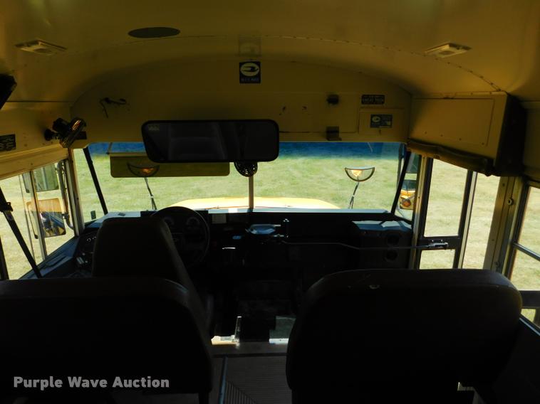 image for item DB9421 1996 Chevrolet B7 Blue Bird school bus