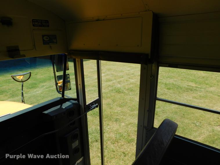 image for item DB9421 1996 Chevrolet B7 Blue Bird school bus