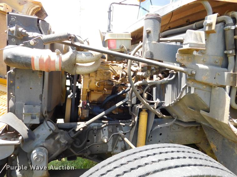 image for item DB9421 1996 Chevrolet B7 Blue Bird school bus