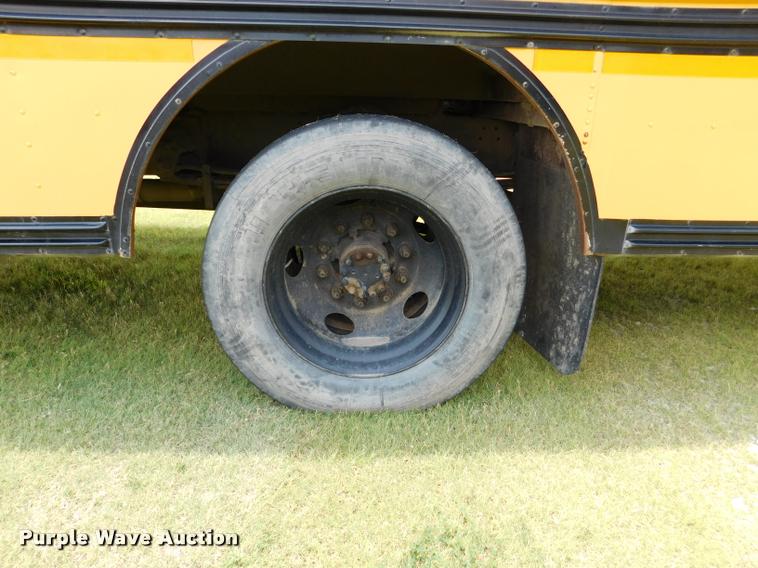 image for item DB9421 1996 Chevrolet B7 Blue Bird school bus