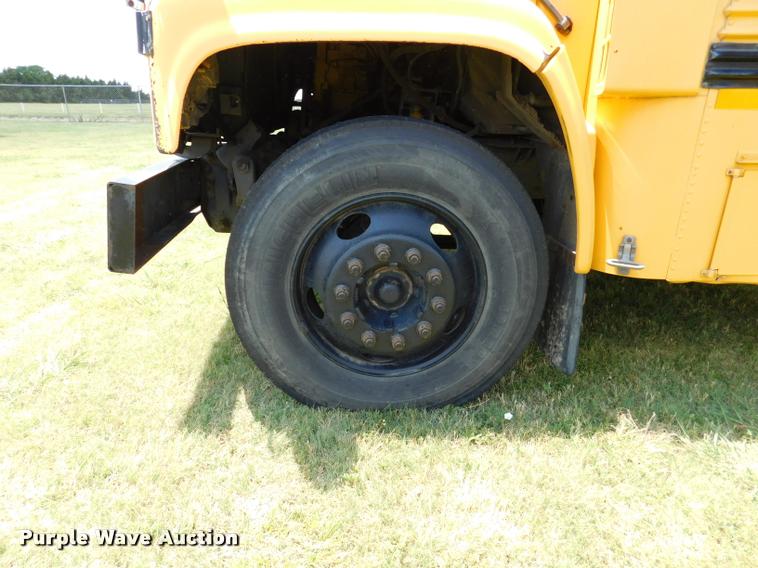 image for item DB9421 1996 Chevrolet B7 Blue Bird school bus