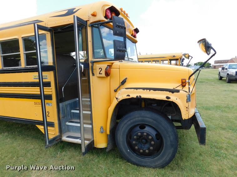 image for item DB9421 1996 Chevrolet B7 Blue Bird school bus