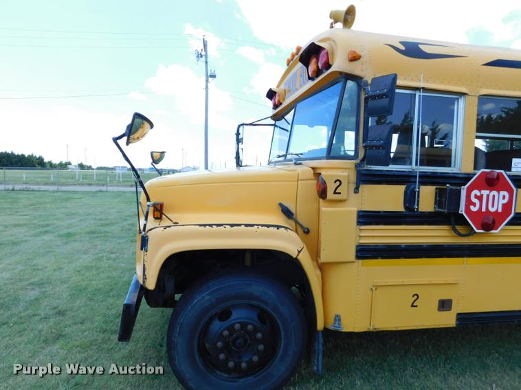 image for item DB9421 1996 Chevrolet B7 Blue Bird school bus