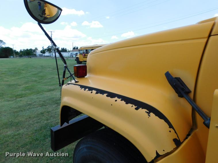 image for item DB9421 1996 Chevrolet B7 Blue Bird school bus