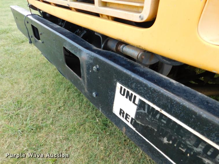 image for item DB9421 1996 Chevrolet B7 Blue Bird school bus